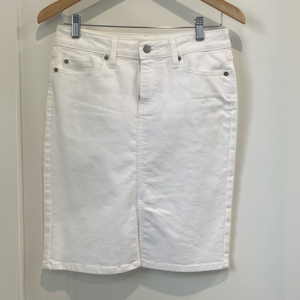 Gap white denim skirt